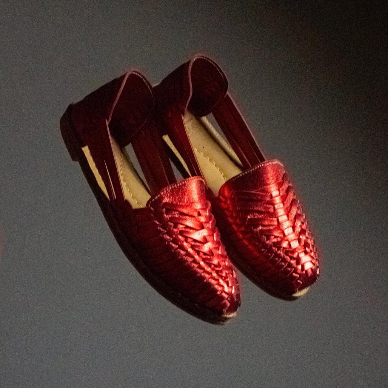 Handmade Leather Huarache Sandals: Mexican Woven Comfort Shoes