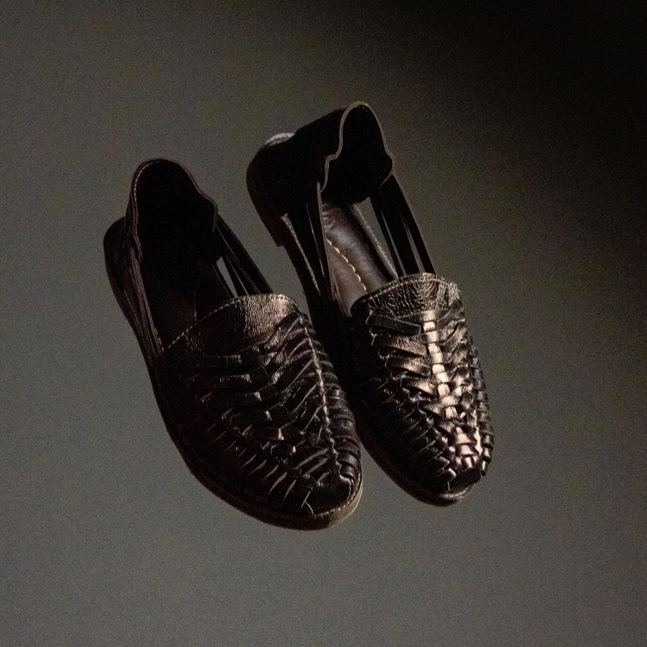 Handmade Leather Huarache Sandals: Mexican Vintage Style