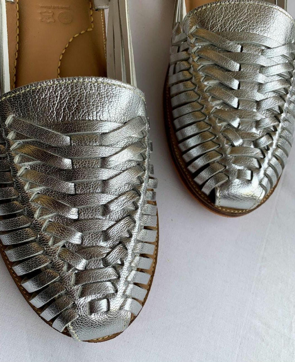 Handmade Leather Huarache Sandals: Mexican Vintage Style