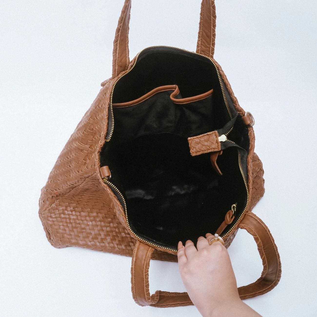 Handwoven Full Grain Leather Tote Bag: Handmade Women's Shoulder Bag - Handbag
