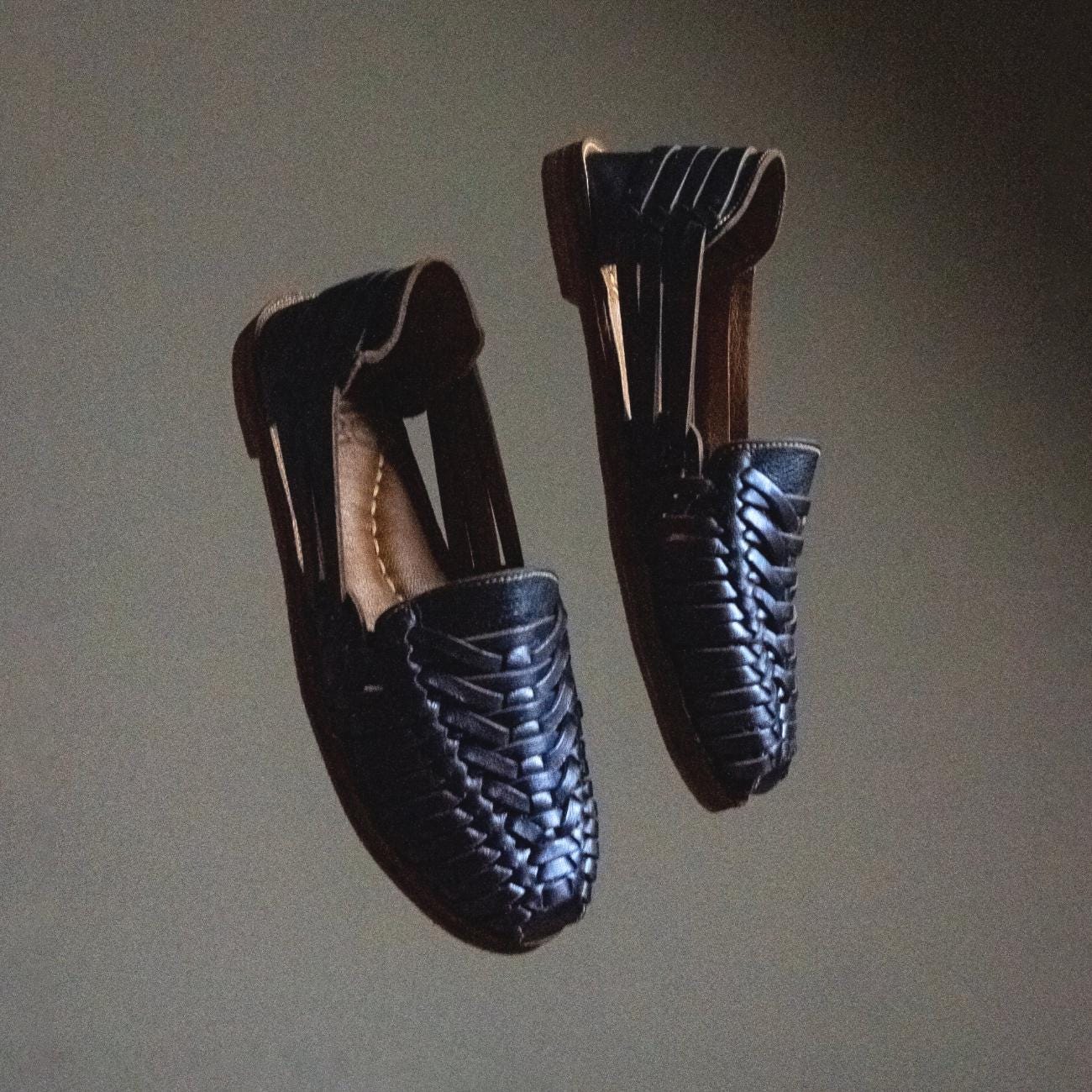 Handmade Leather Huarache Sandals: Mexican Vintage Style